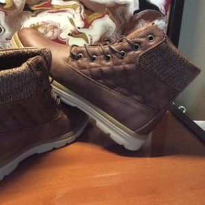 Brown Winter Boots